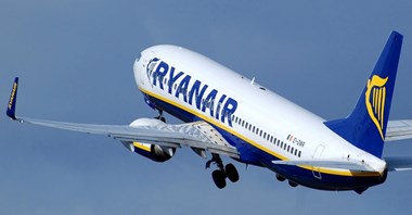 Ryanair żąda 3 tys. euro odszkodowania od agresywnego pasażera